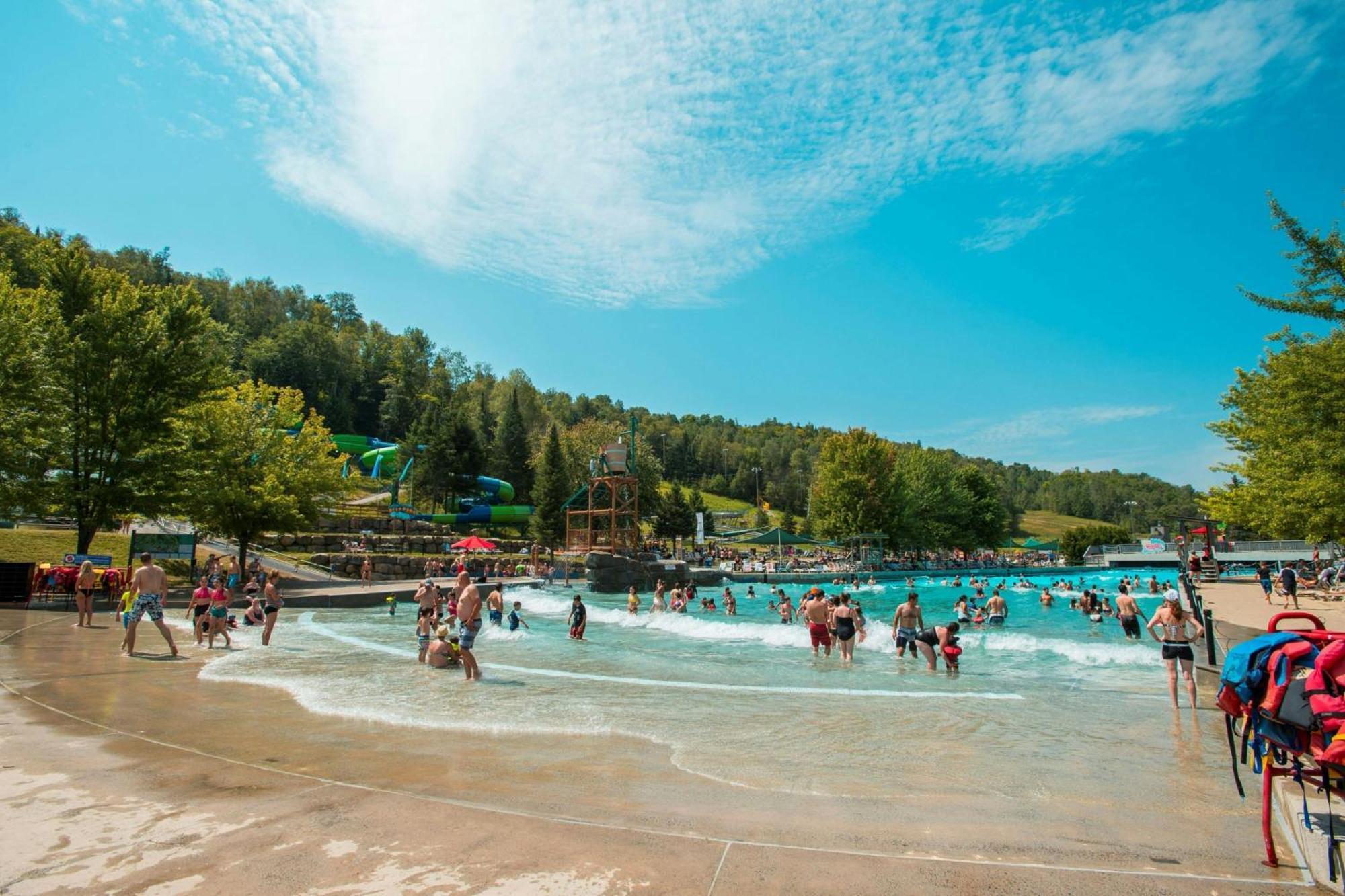 Mont Gabriel, Sainte-Adele, A Tribute Portfolio Resort Екстериор снимка